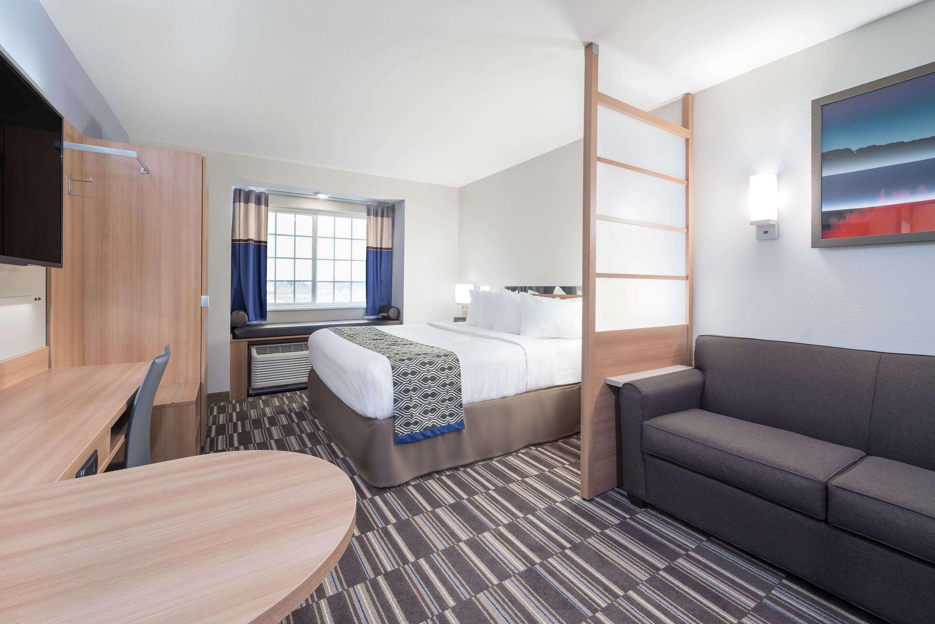 Microtel Inn & Suites By Wyndham Moorhead Fargo Area Экстерьер фото